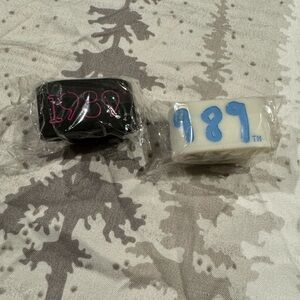 Taylor Swift 1989 Rubber Tour Bracelet Set